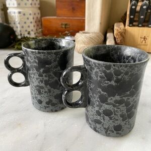 bennington potters trigger mug pair